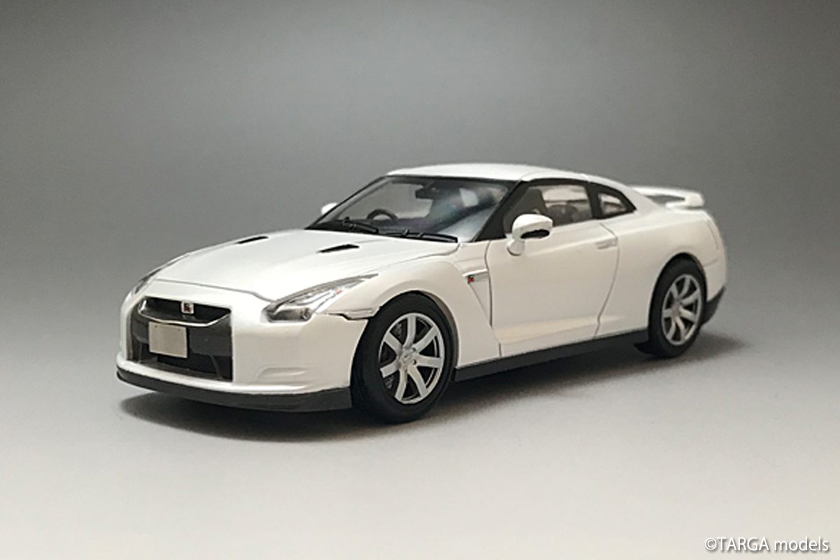 Nissan GT-R(R35) White Pearl ver.